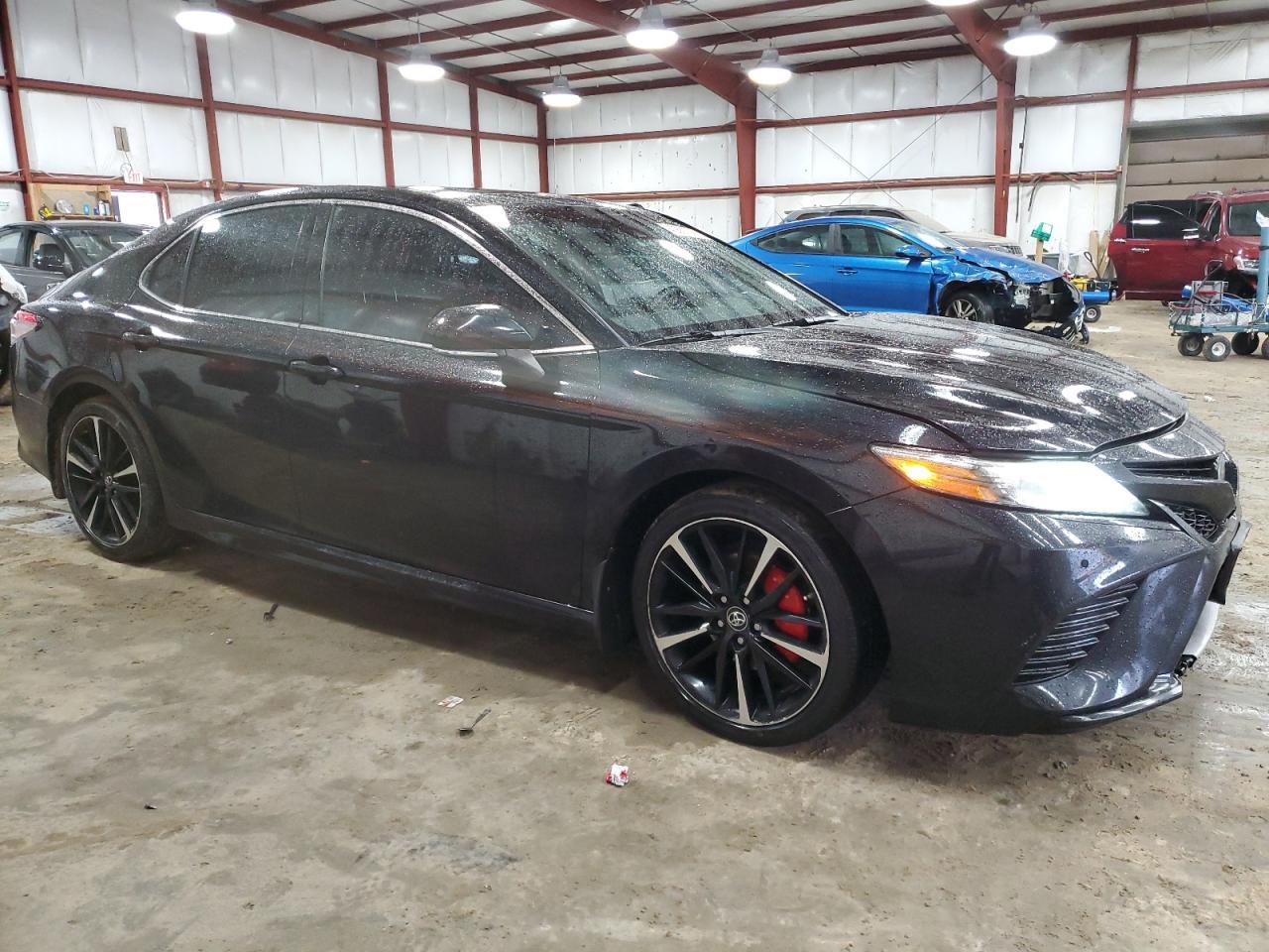 2018 TOYOTA CAMRY XSE - Image 4