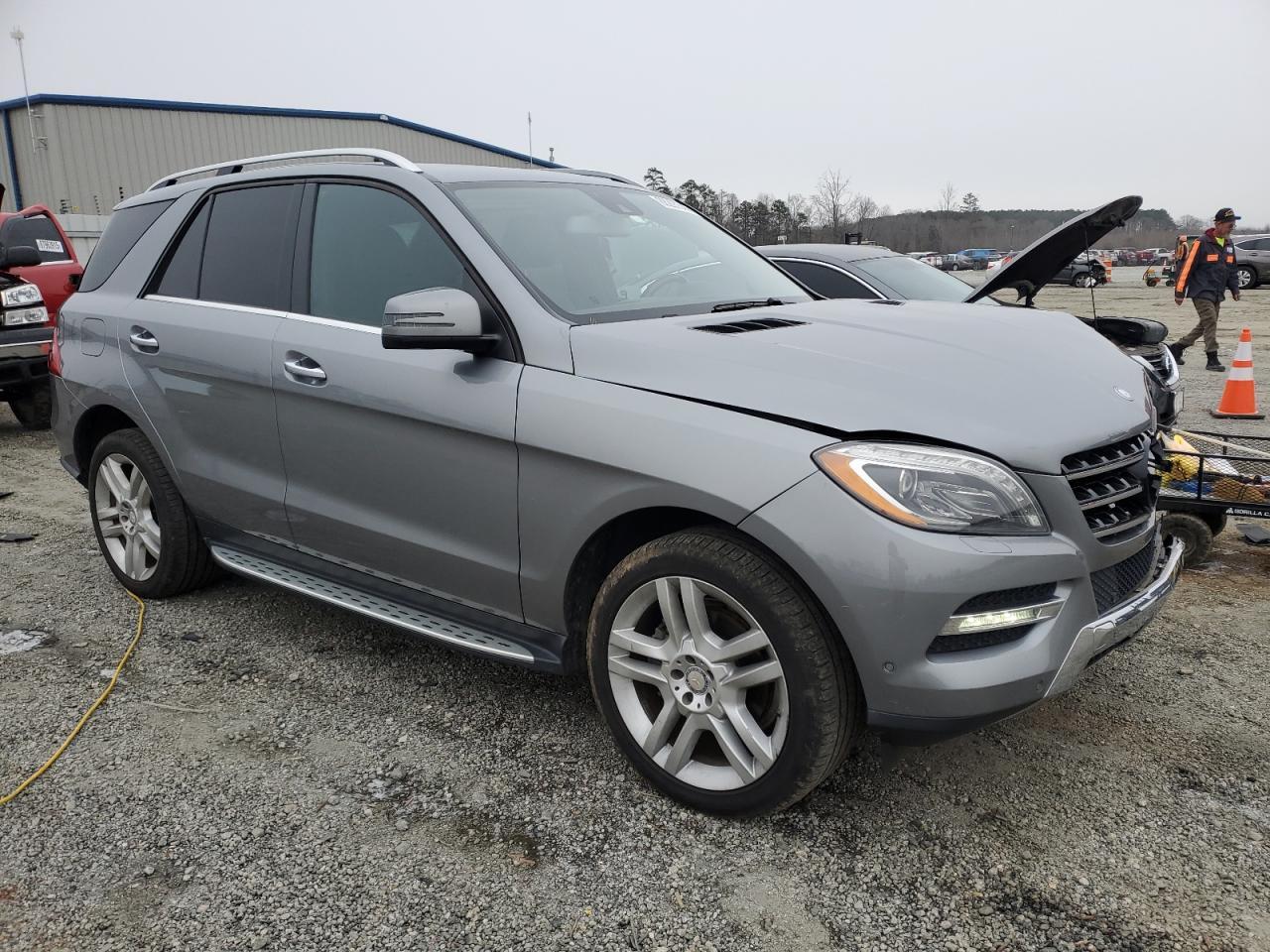 2013 MERCEDES-BENZ ML 350 4MA - Фото 4