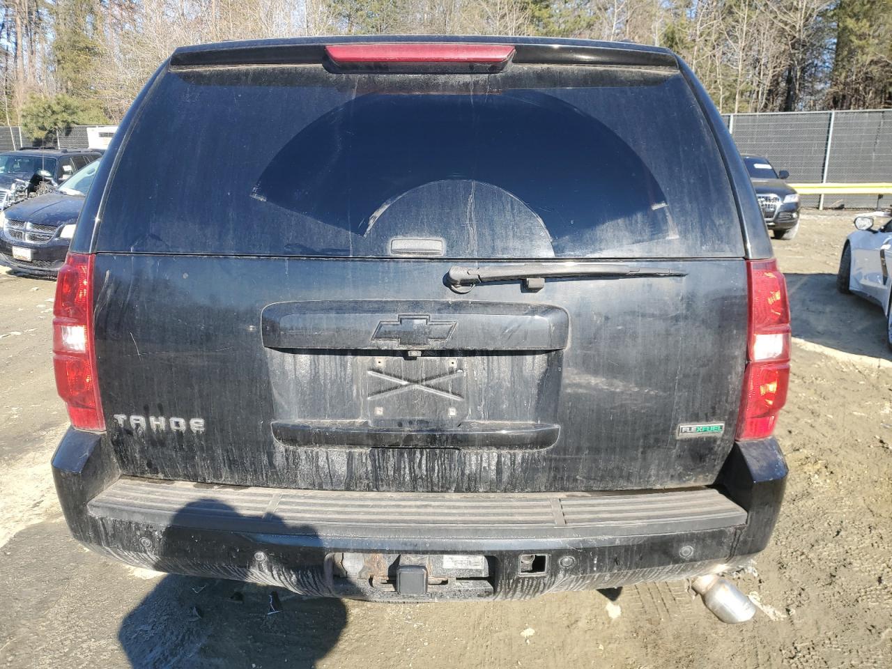 2011 CHEVROLET TAHOE K150 - Фото 6