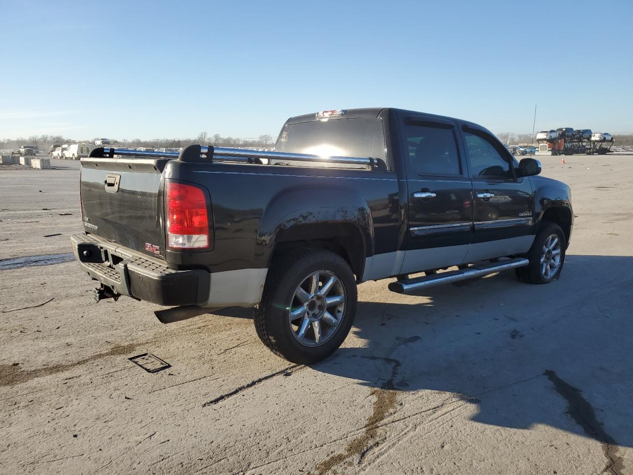 2011 GMC SIERRA K15 - Фото 3