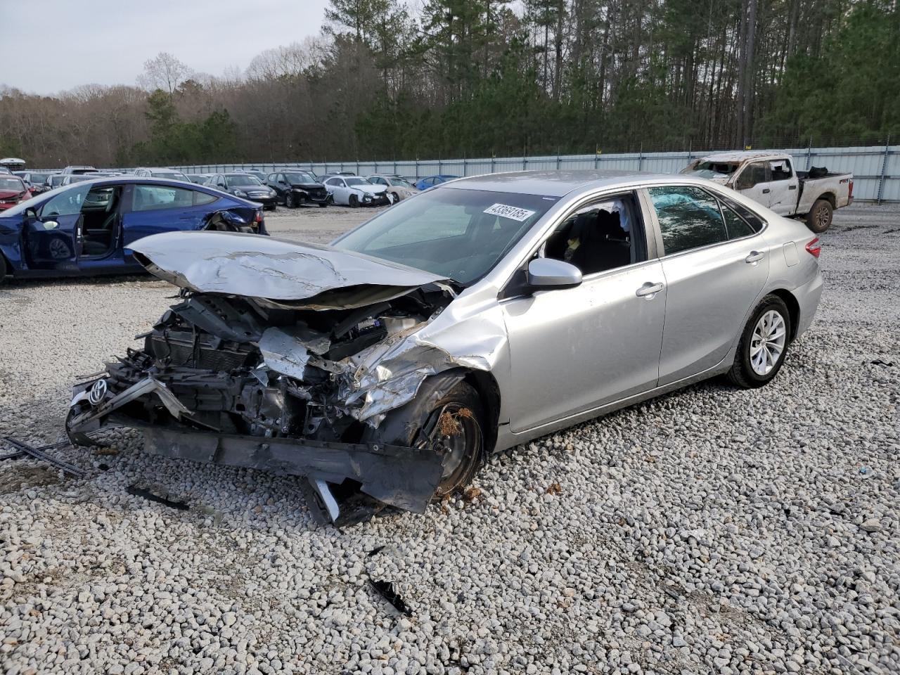 2015 TOYOTA CAMRY LE