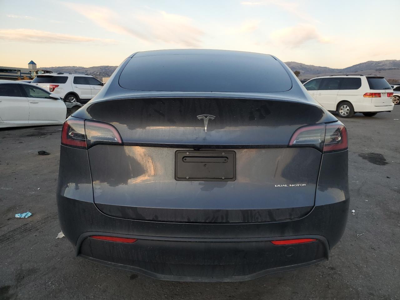 2023 TESLA MODEL Y - Фото 6