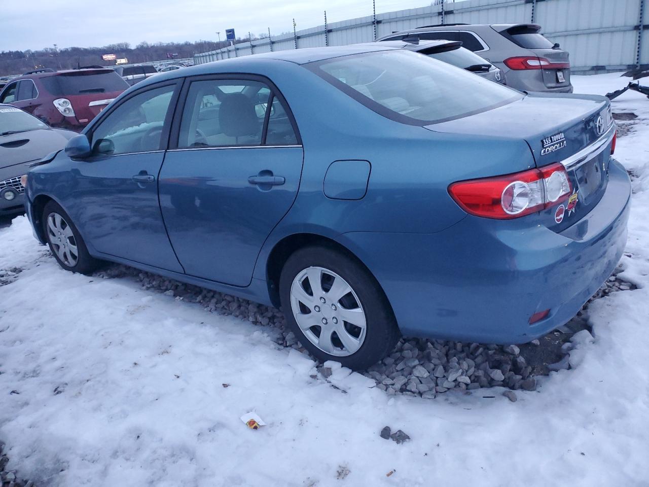 2013 TOYOTA COROLLA BA - Фото 2