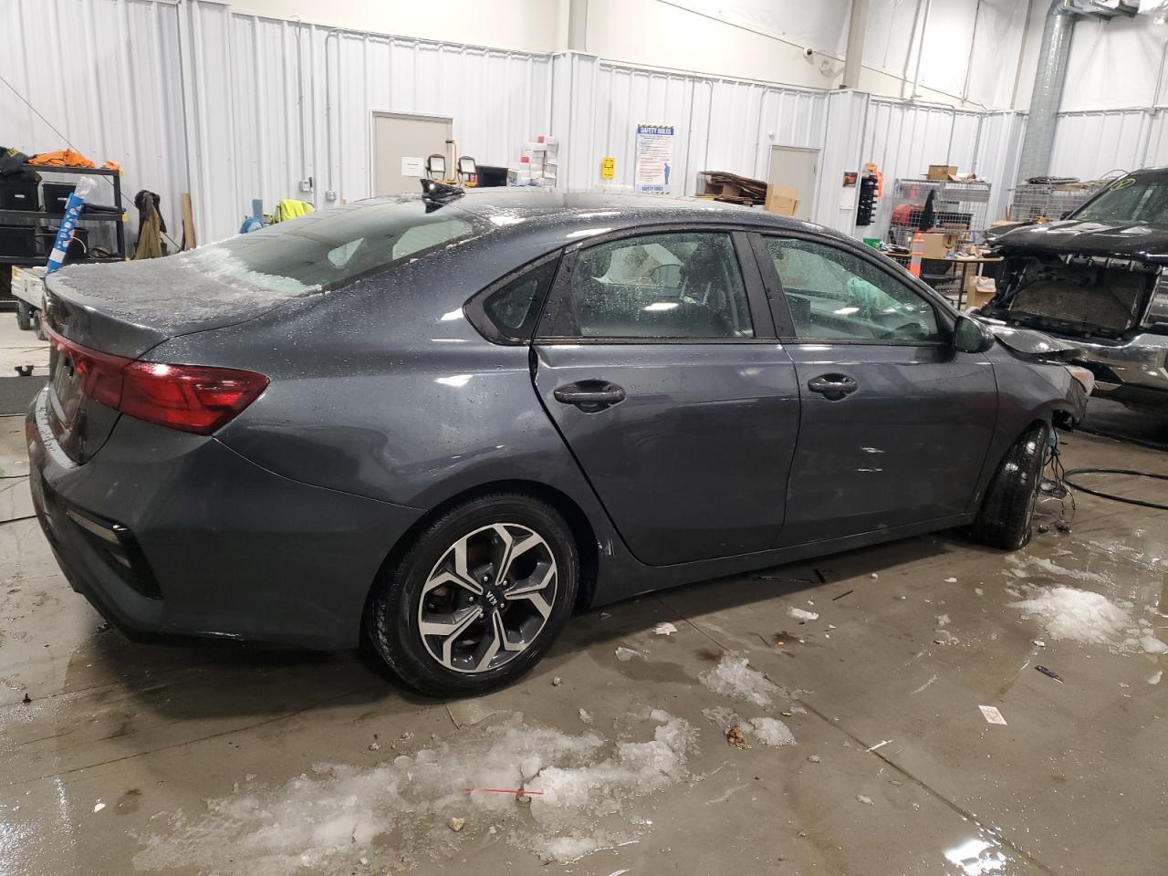 2021 KIA FORTE FE - Фото 3