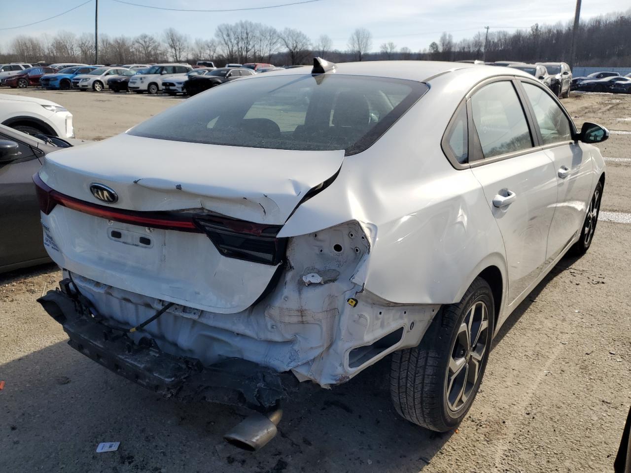 2021 KIA FORTE FE - Фото 3
