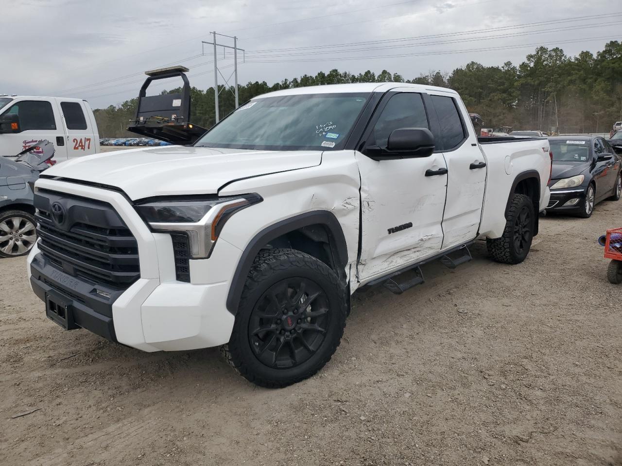 2023 TOYOTA TUNDRA DOU