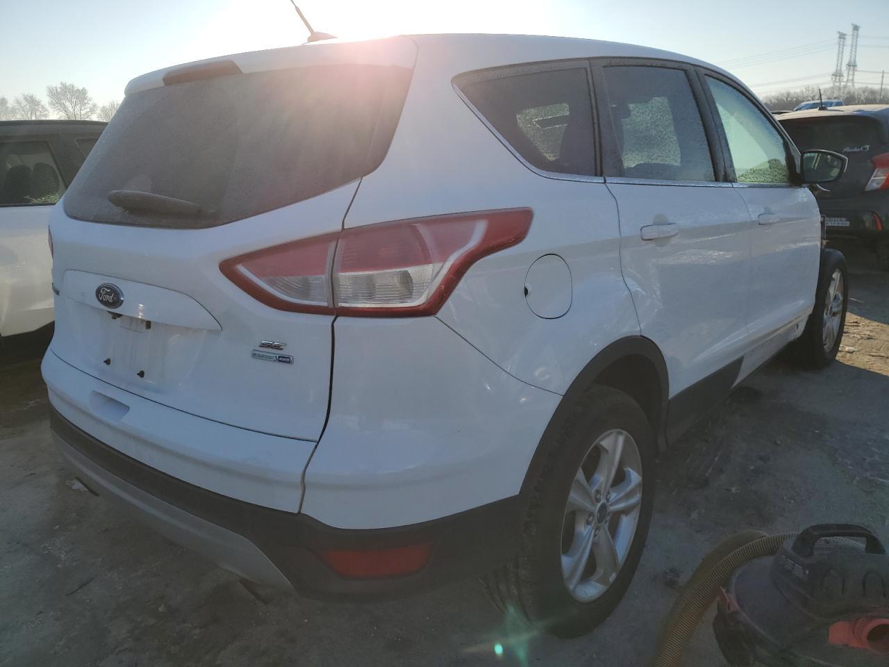 2015 FORD ESCAPE SE - Image 3