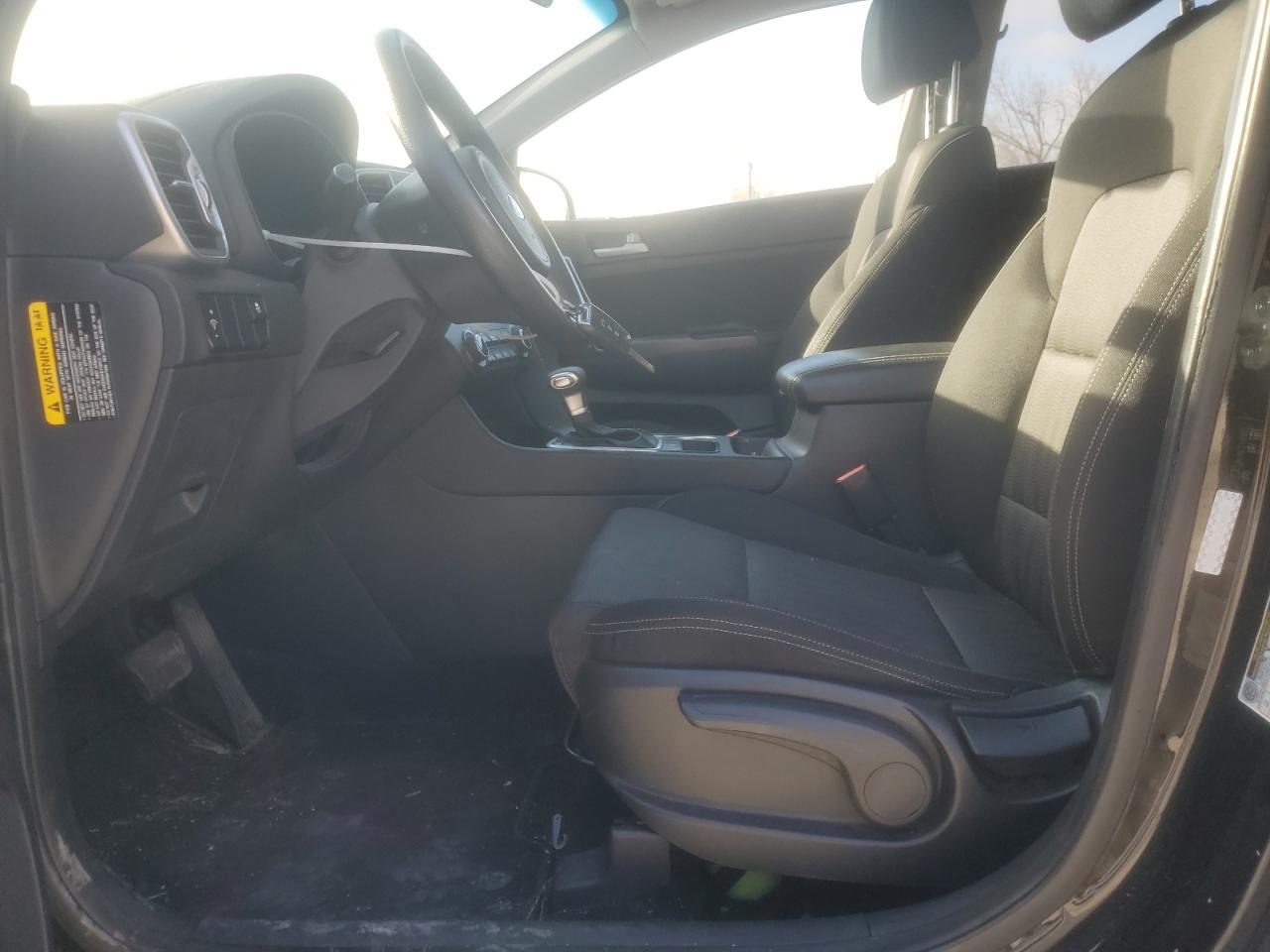 2017 KIA SPORTAGE L - Image 7