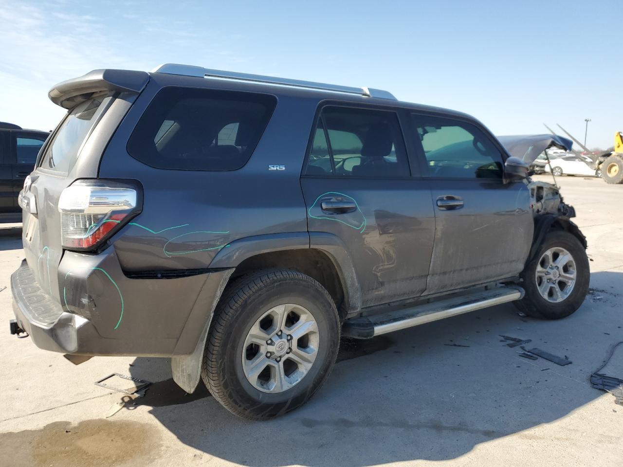 2017 TOYOTA 4RUNNER SR - Фото 3