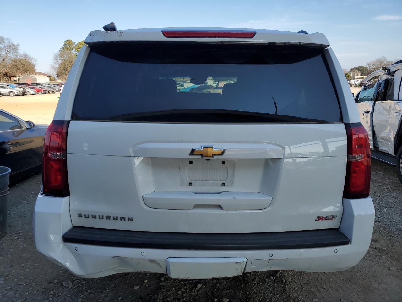 2017 CHEVROLET SUBURBAN K - Фото 6