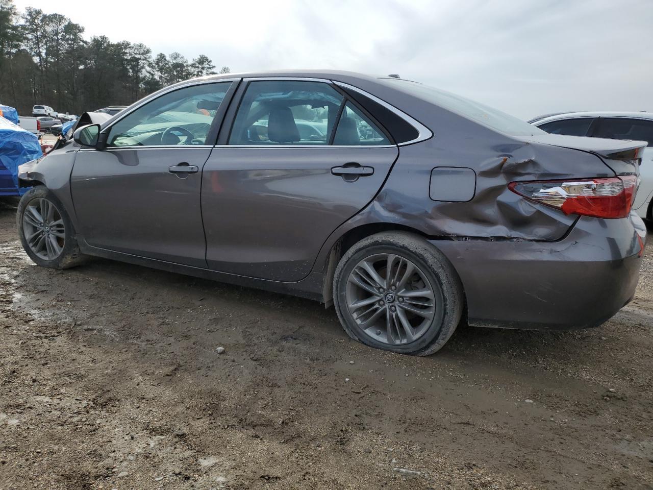 2017 TOYOTA CAMRY LE - Image 2
