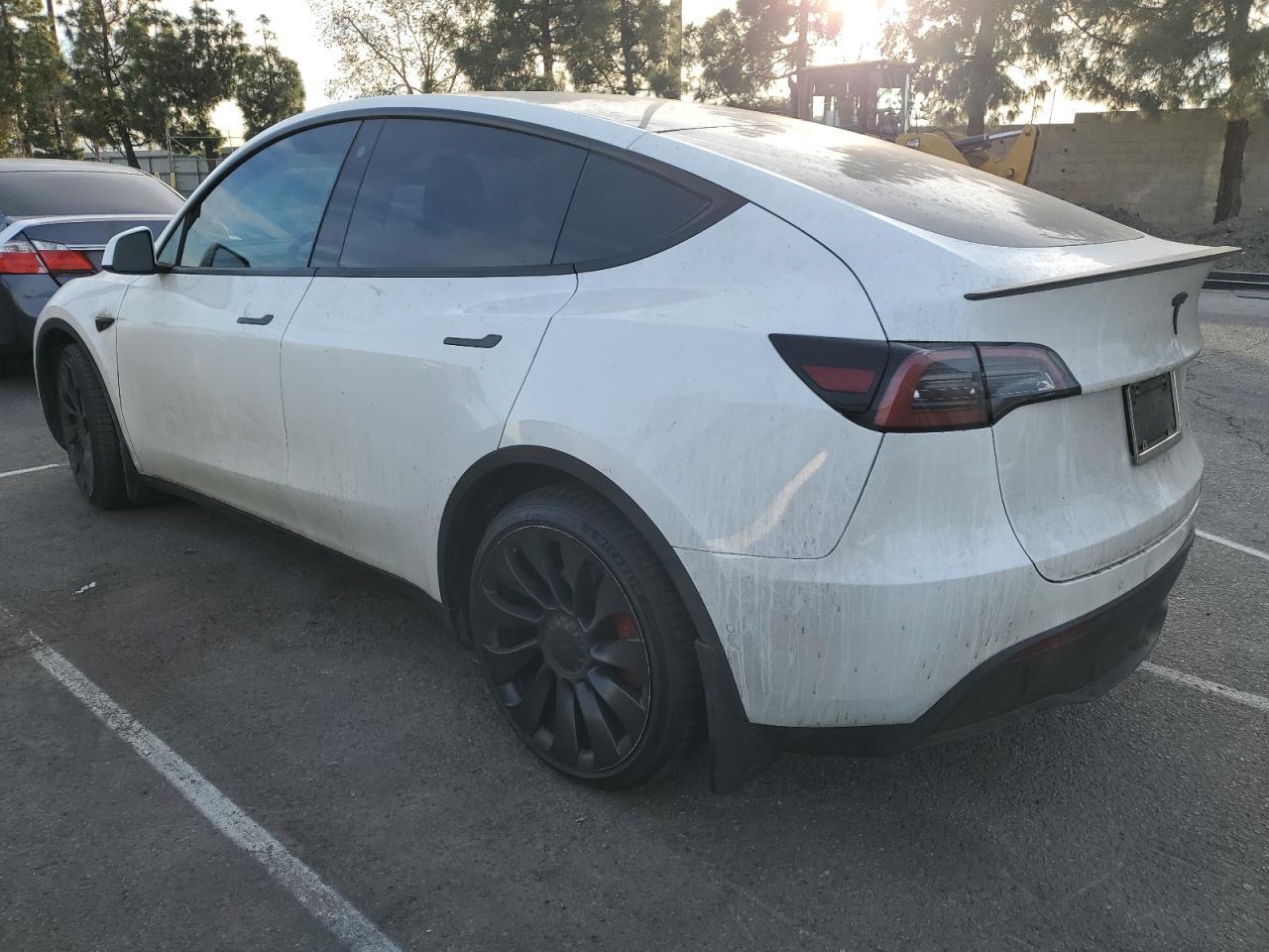 2022 TESLA MODEL Y - Image 2