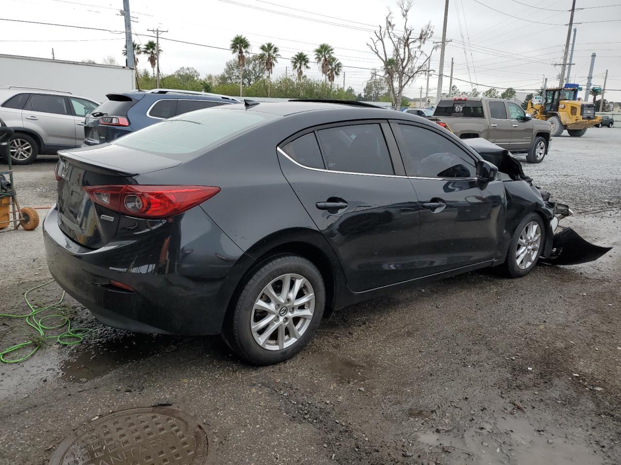 2016 MAZDA 3 GRAND TO - Фото 3