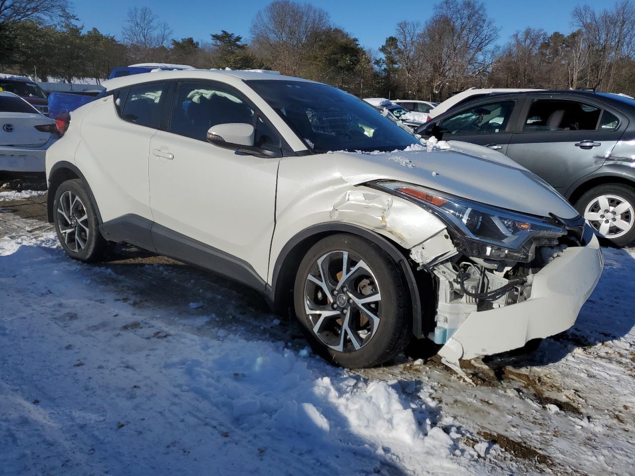2018 TOYOTA C-HR XLE - Фото 4