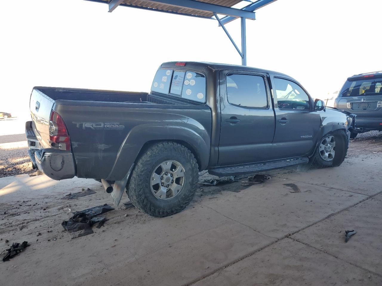 2013 TOYOTA TACOMA DOU - Image 3