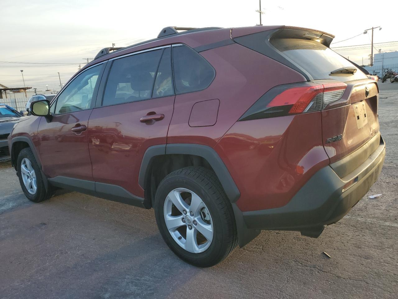 2022 TOYOTA RAV4 XLE P - Image 2