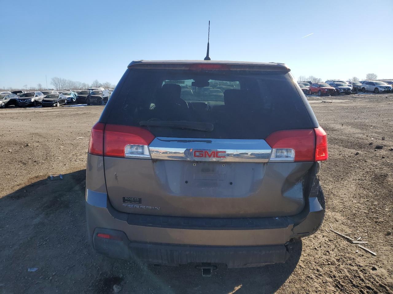 2012 GMC TERRAIN SL - Image 6