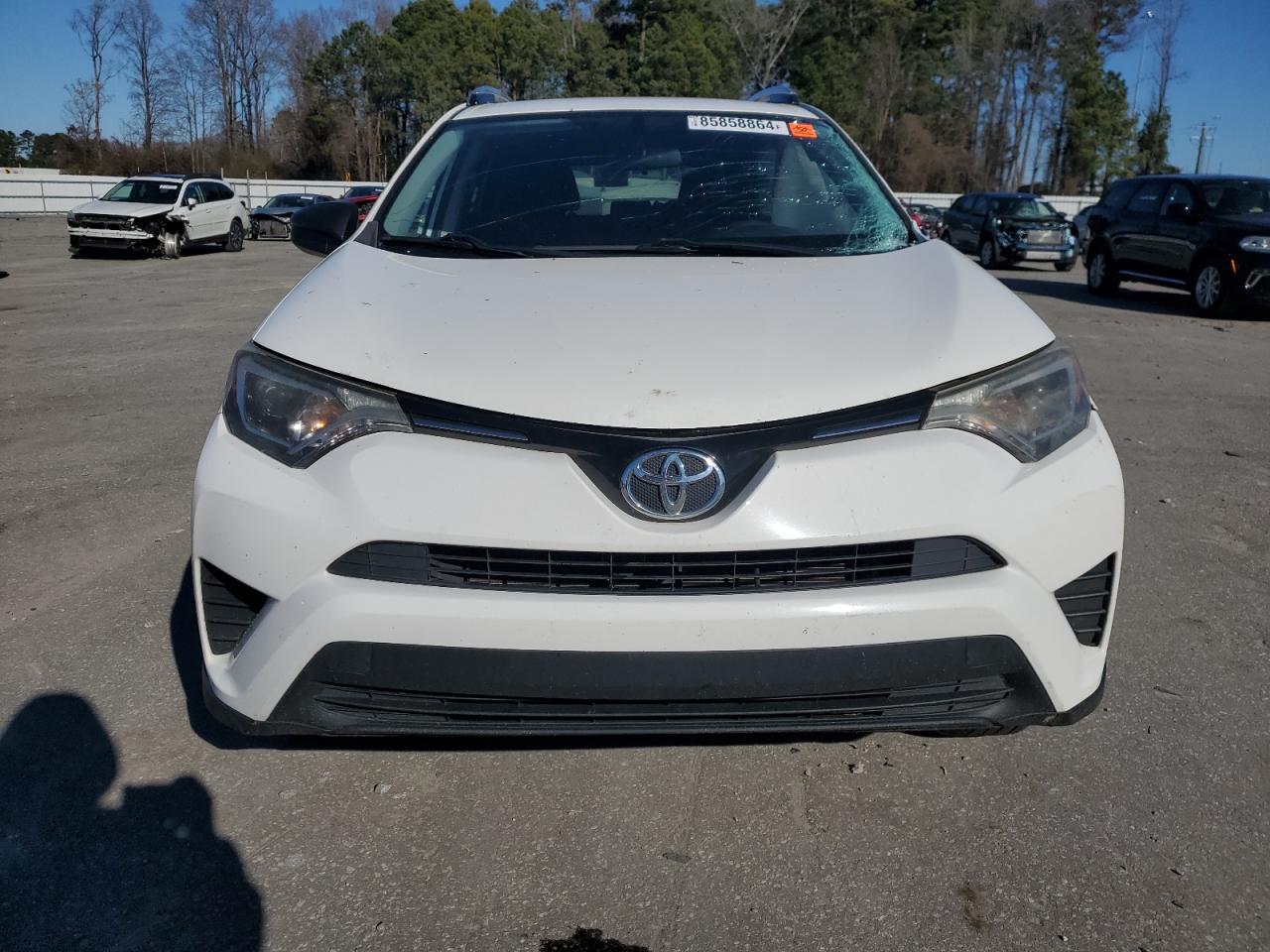 2016 TOYOTA RAV4 LE - Фото 5