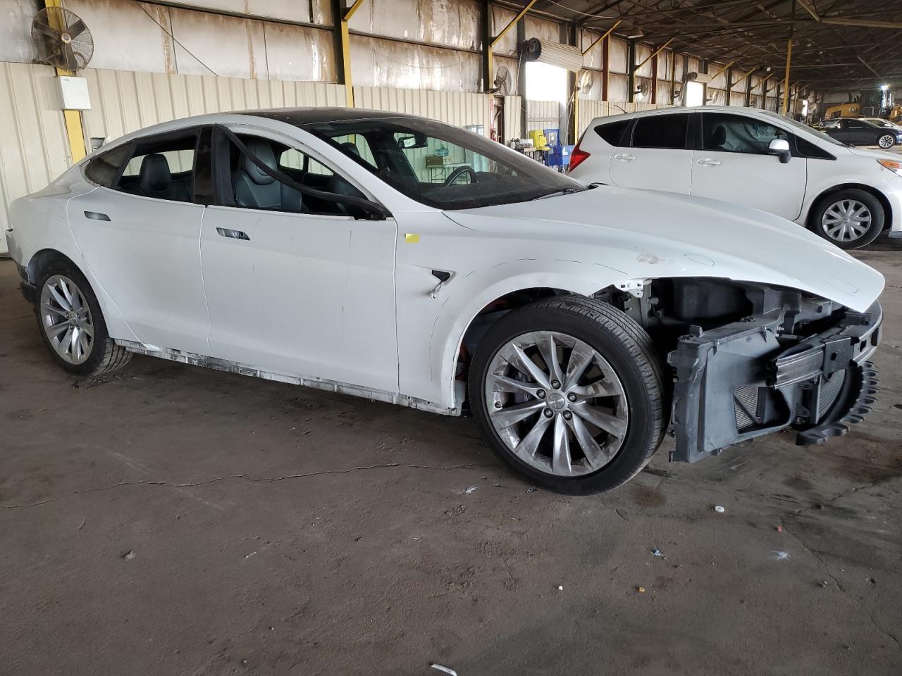 2017 TESLA MODEL S - Фото 4