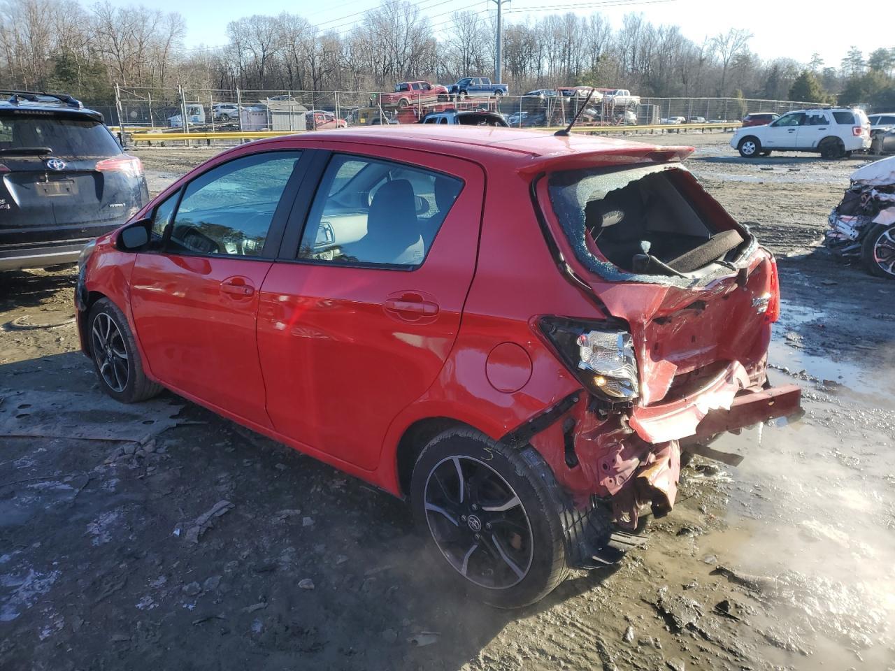 2015 TOYOTA YARIS - Image 2