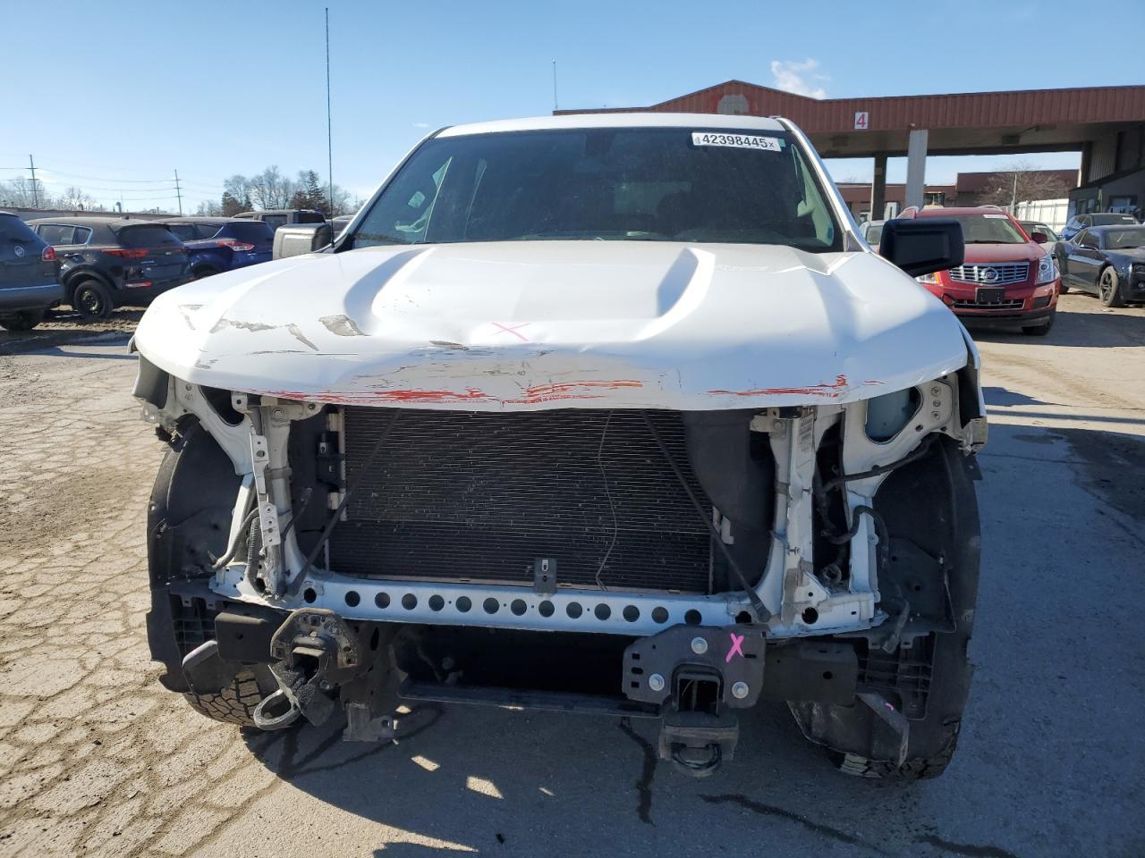 2019 CHEVROLET SILVERADO - Фото 5