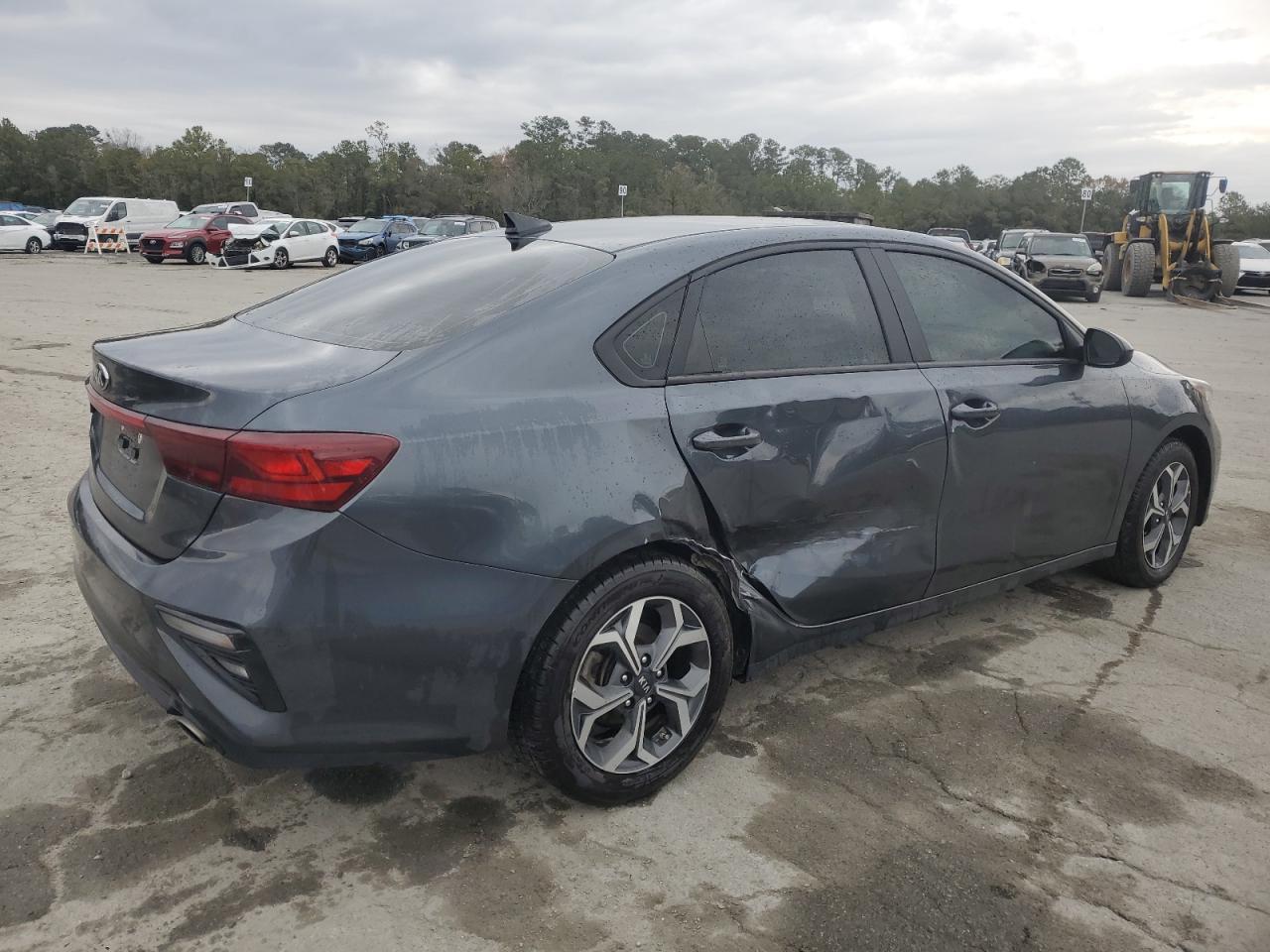 2021 KIA FORTE FE - Фото 3