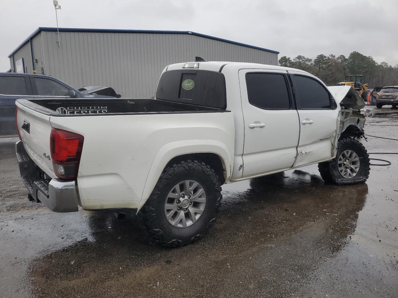 2019 TOYOTA TACOMA DOU - Фото 3