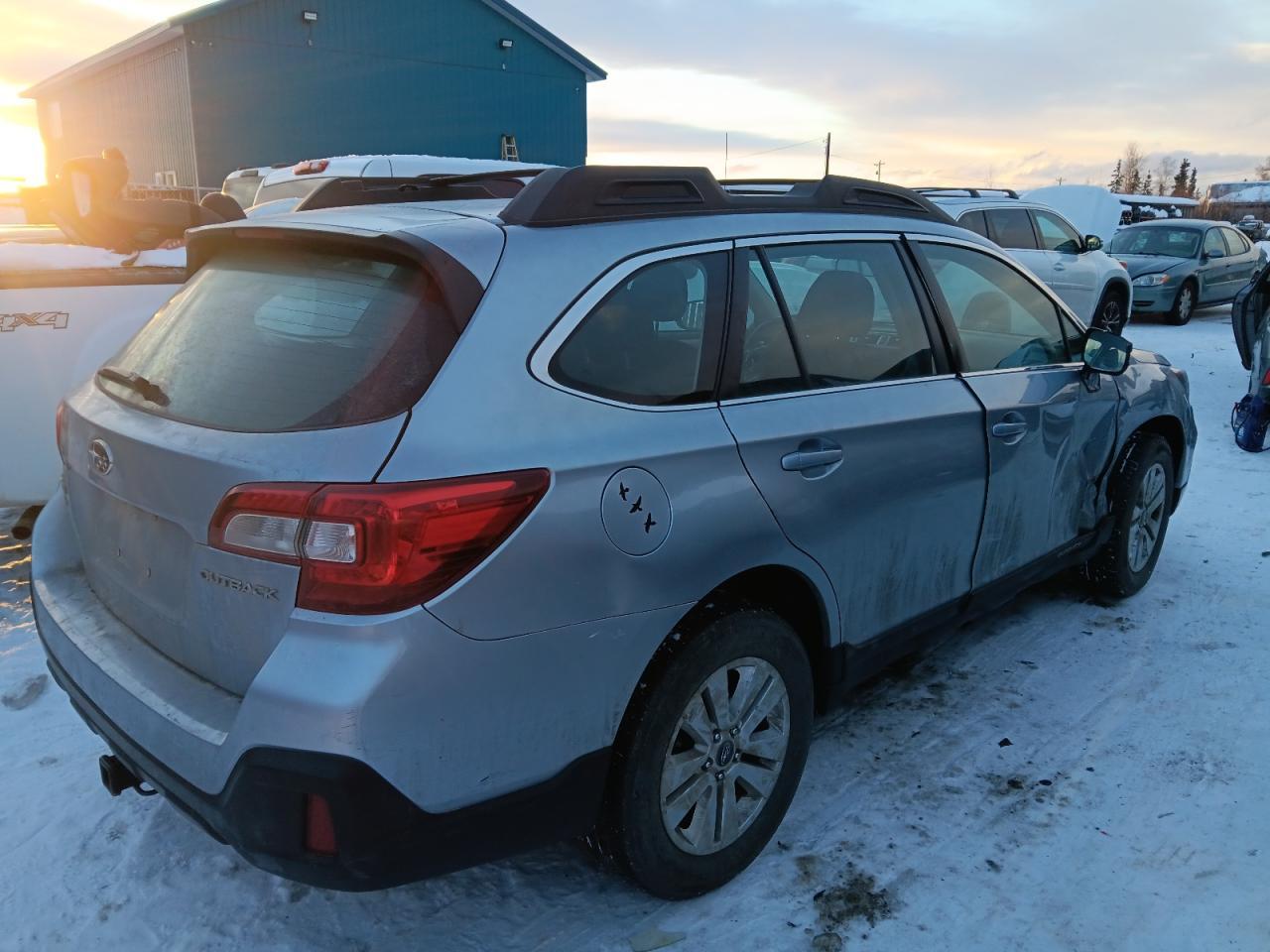 2018 SUBARU OUTBACK 2. - Image 3