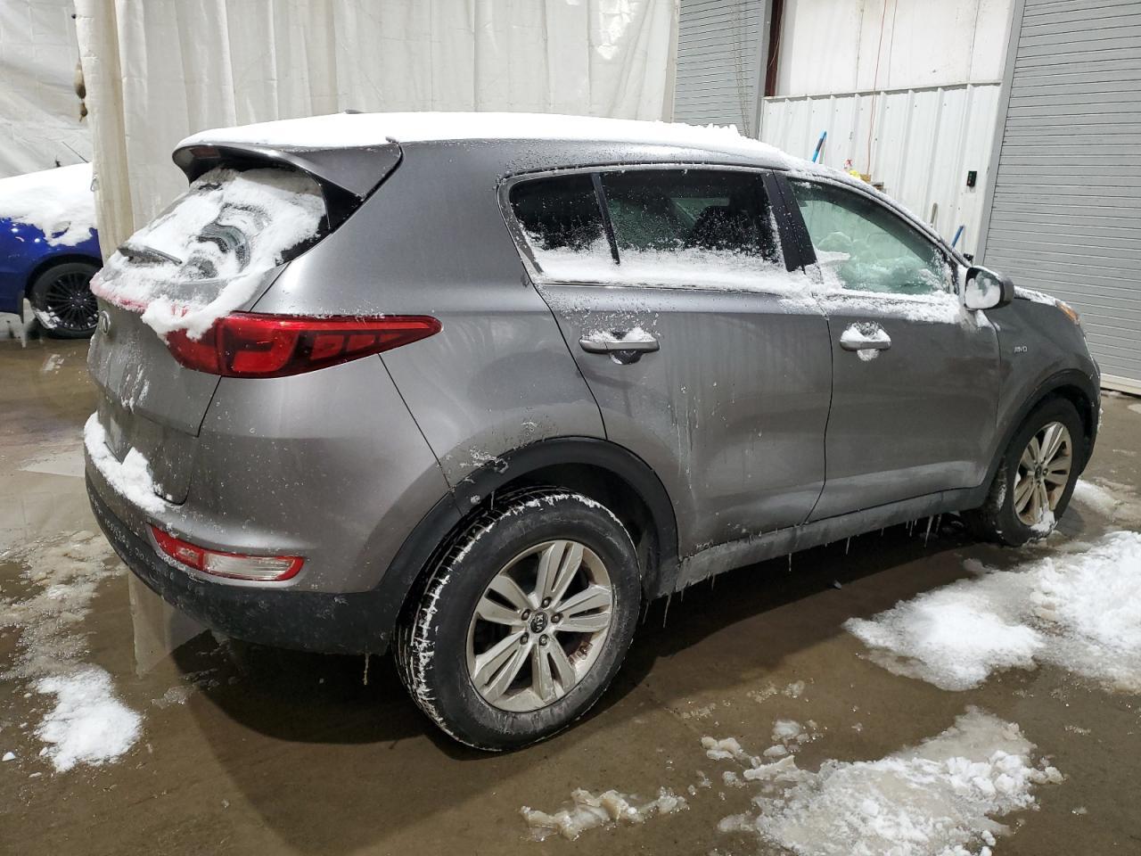 2017 KIA SPORTAGE L - Image 3