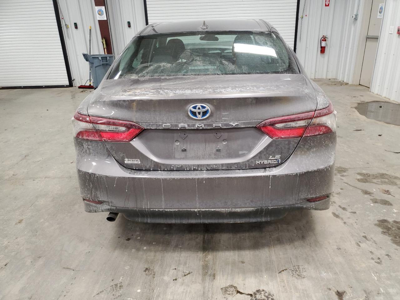 2023 TOYOTA CAMRY LE - Image 6
