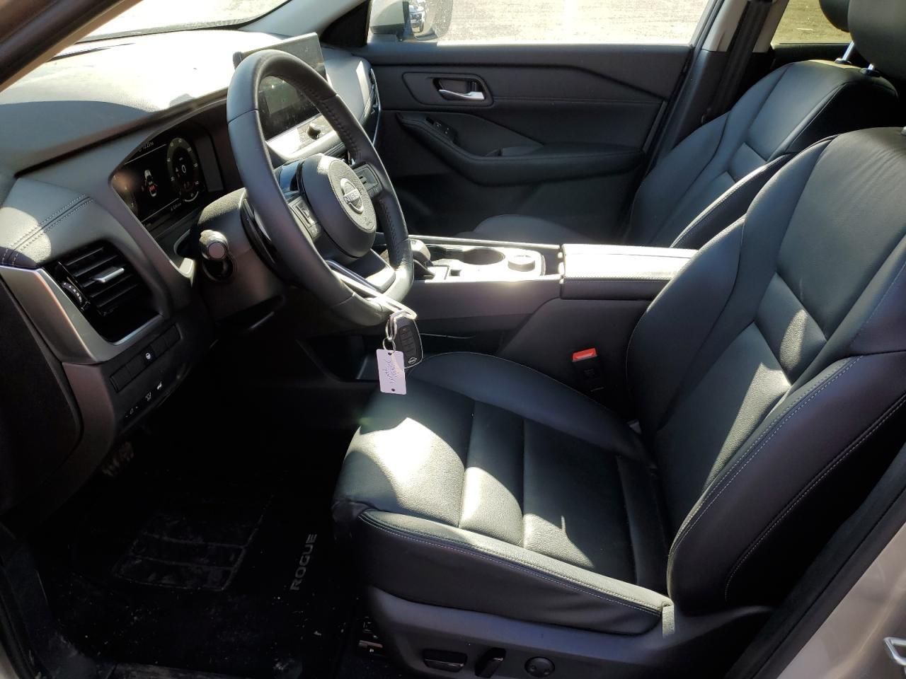 2024 NISSAN ROGUE SL - Image 7