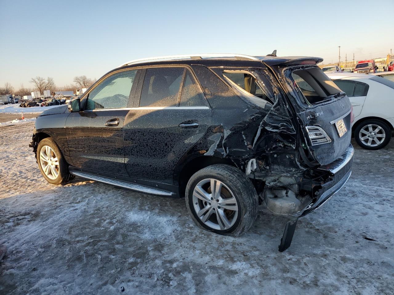 2013 MERCEDES-BENZ ML 350 4MA - Фото 2