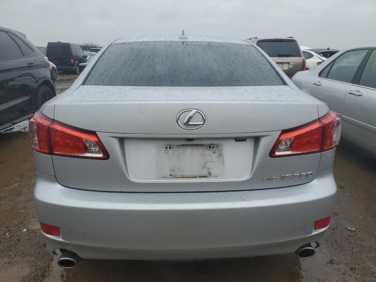 2011 LEXUS IS 350 - Image 6