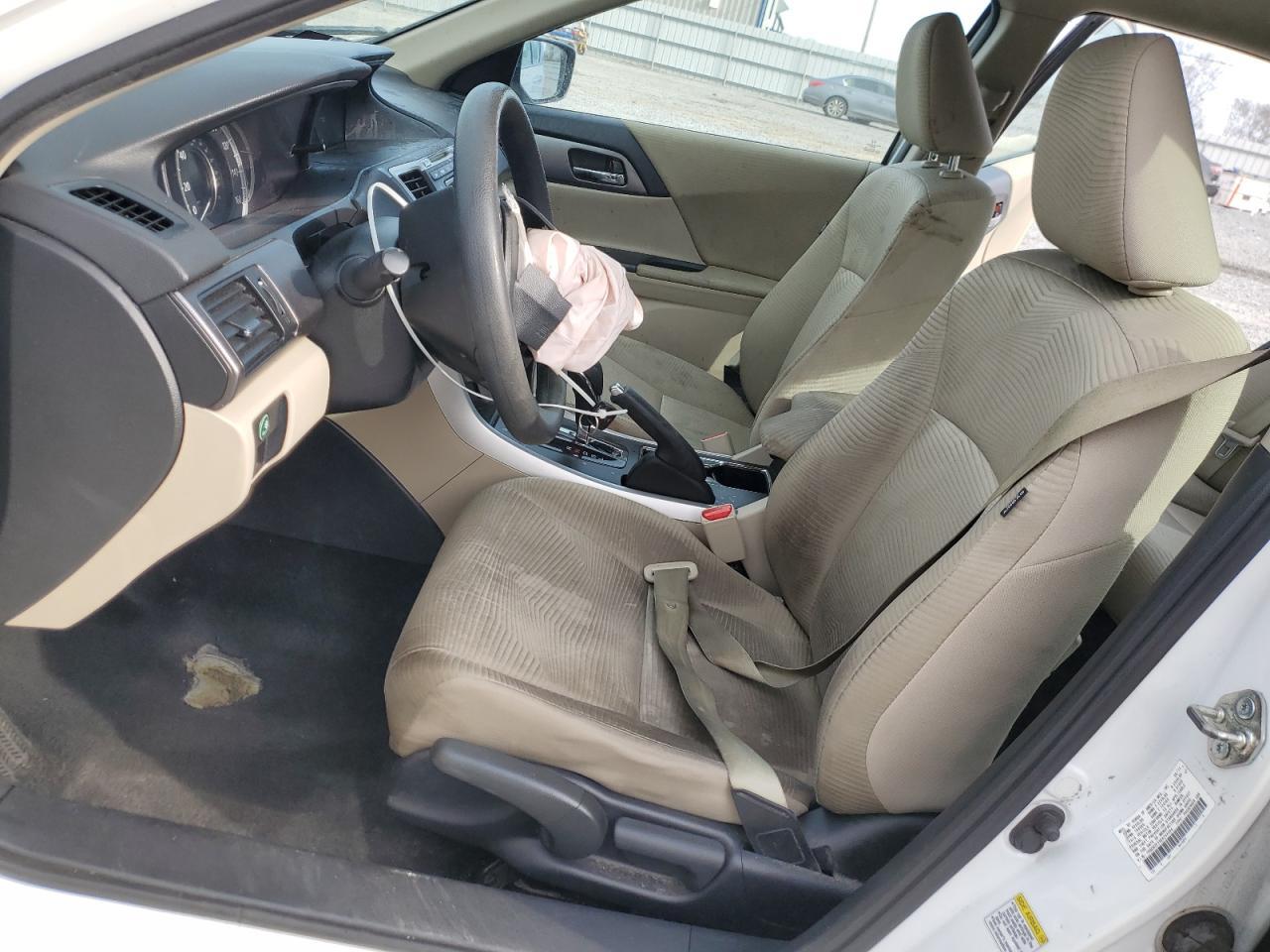 2014 HONDA ACCORD LX - Фото 7