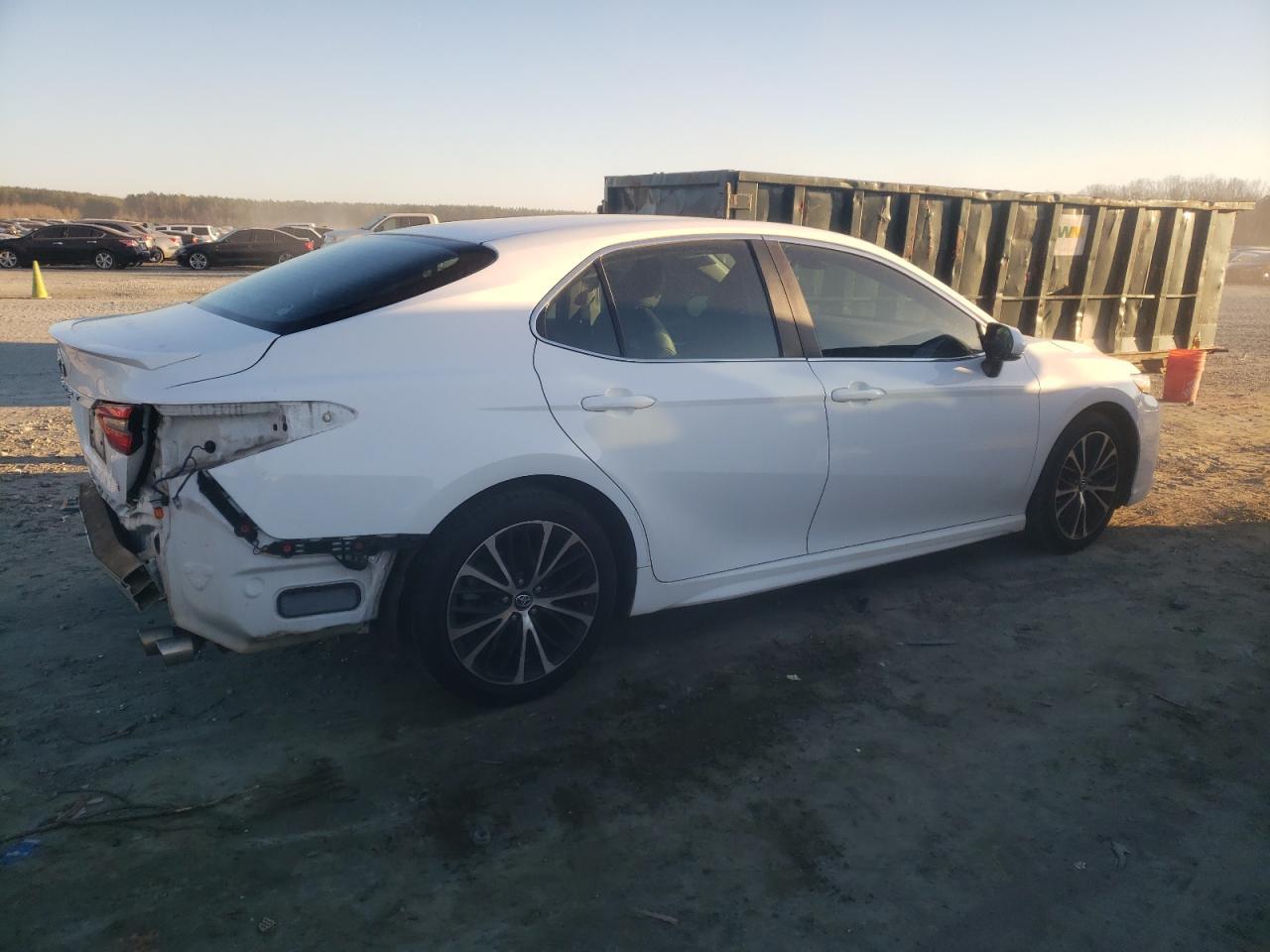 2018 TOYOTA CAMRY L - Image 3