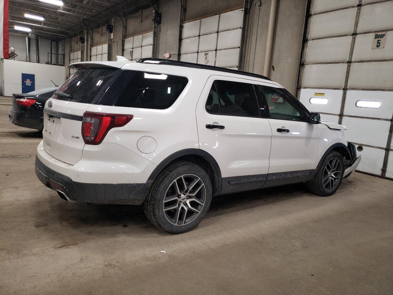 2017 FORD EXPLORER S - Фото 3