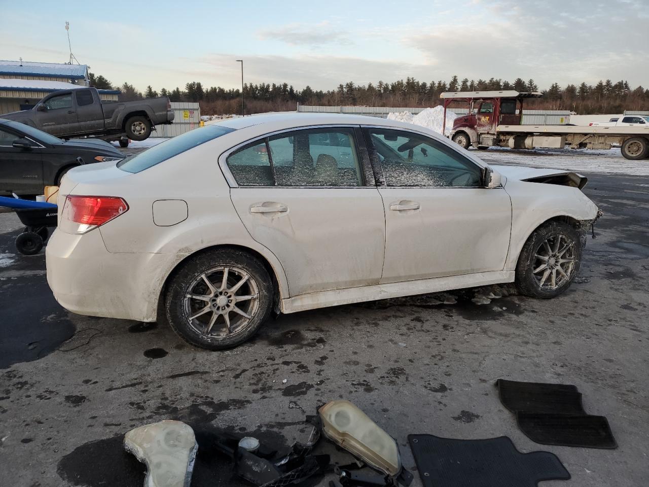 2011 SUBARU LEGACY 2.5 - Image 3