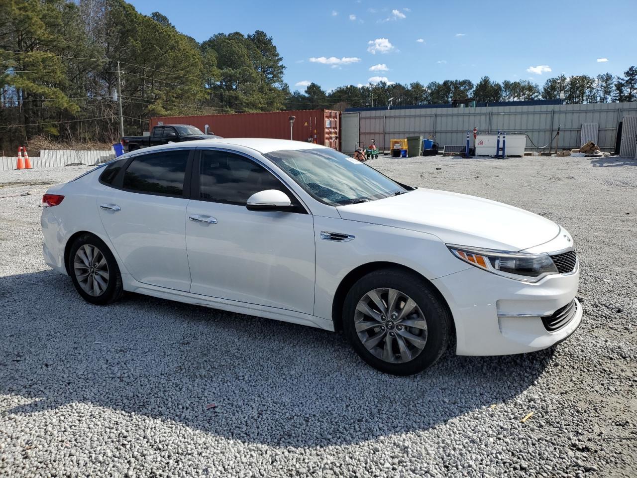2016 KIA OPTIMA LX - Image 4