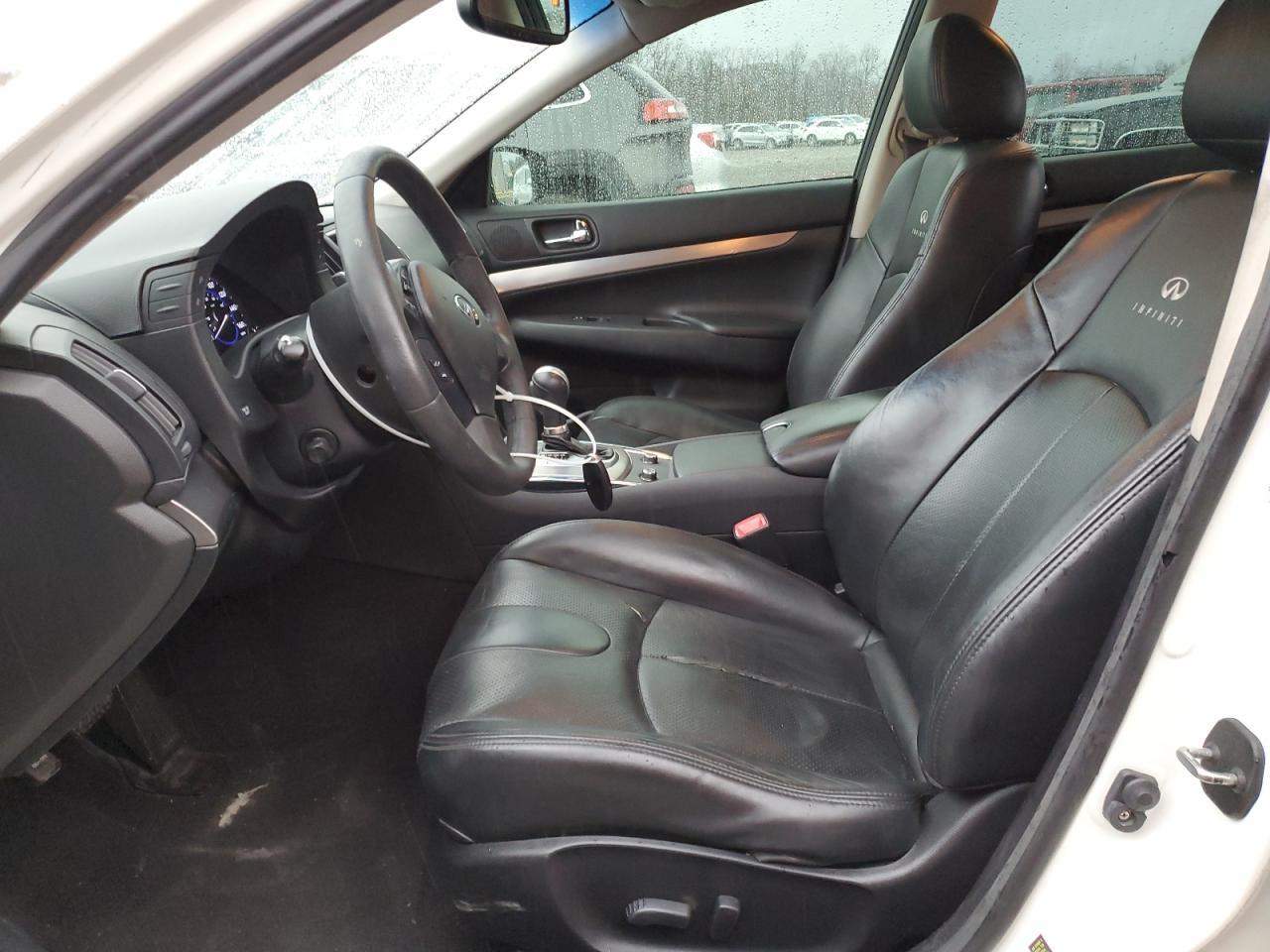 2011 INFINITI G37 BASE - Image 7