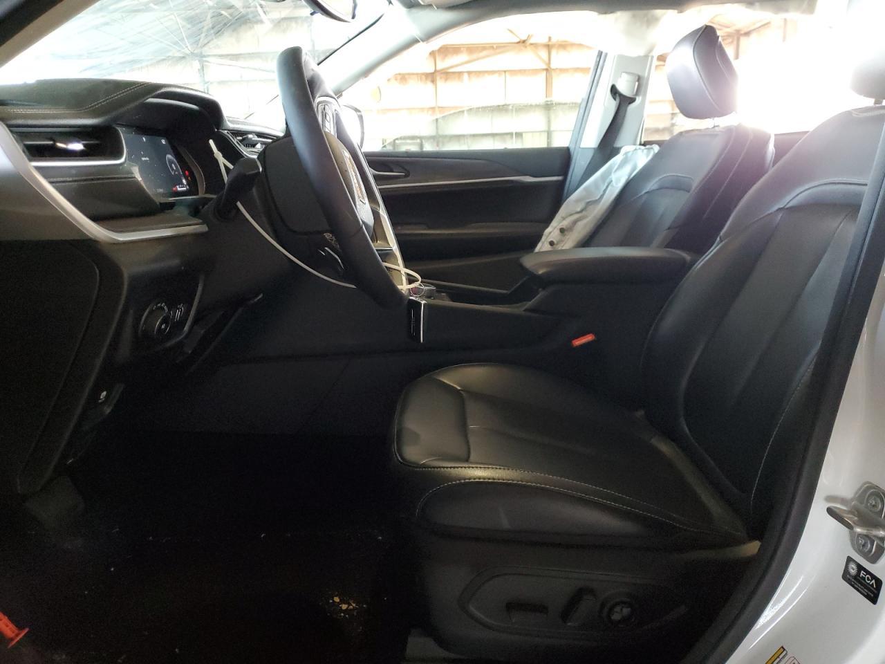 2024 JEEP GRAND CHER - Image 7