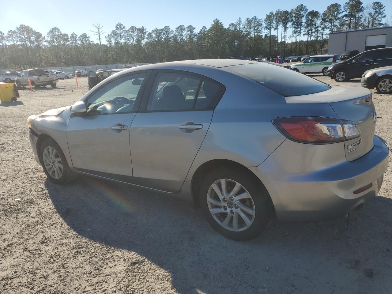 2013 MAZDA 3 I - Фото 2