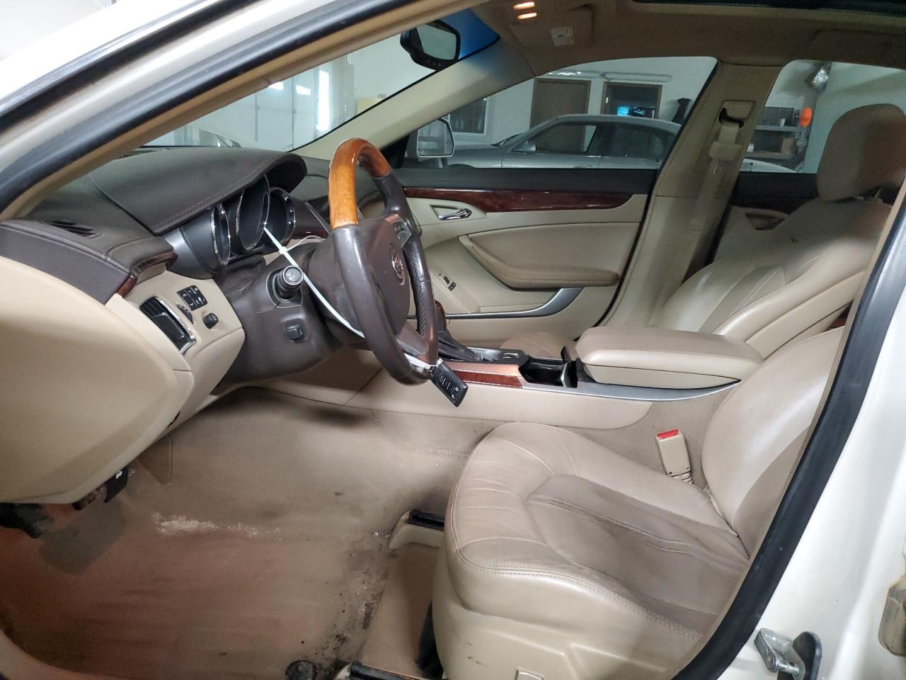 2011 CADILLAC CTS PREMIU - Image 7