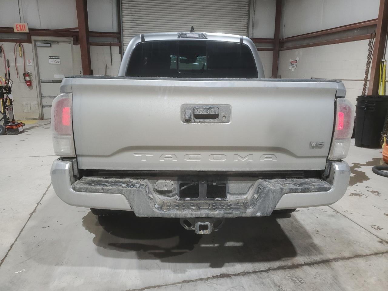 2023 TOYOTA TACOMA DOU - Фото 6