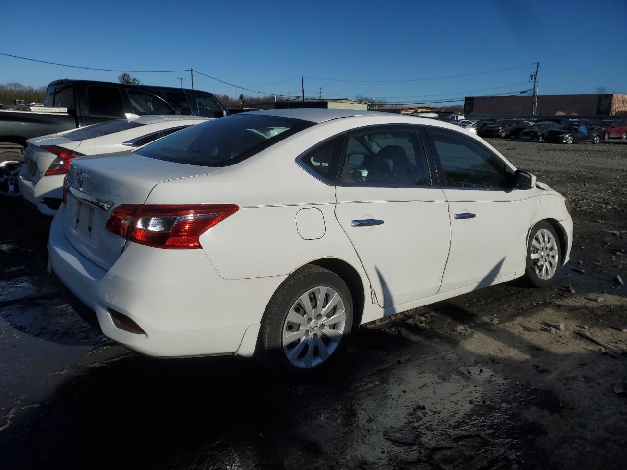 2017 NISSAN SENTRA S - Фото 3