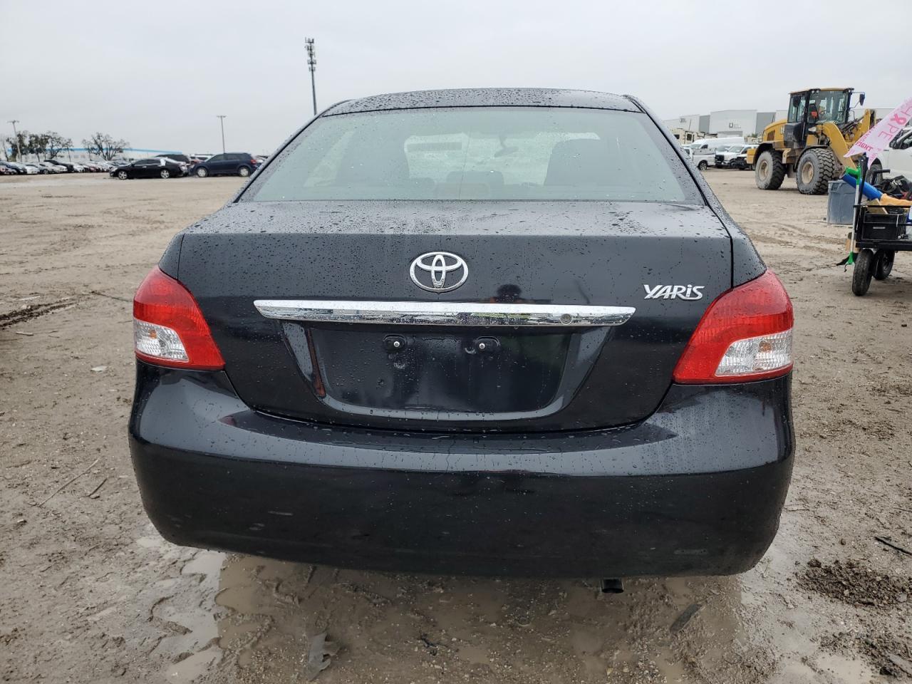 2012 TOYOTA YARIS - Image 6