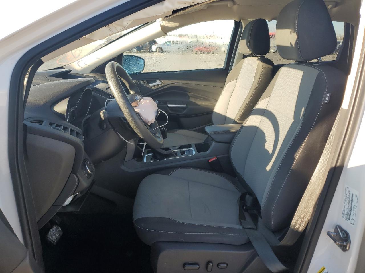 2017 FORD ESCAPE SE - Фото 7