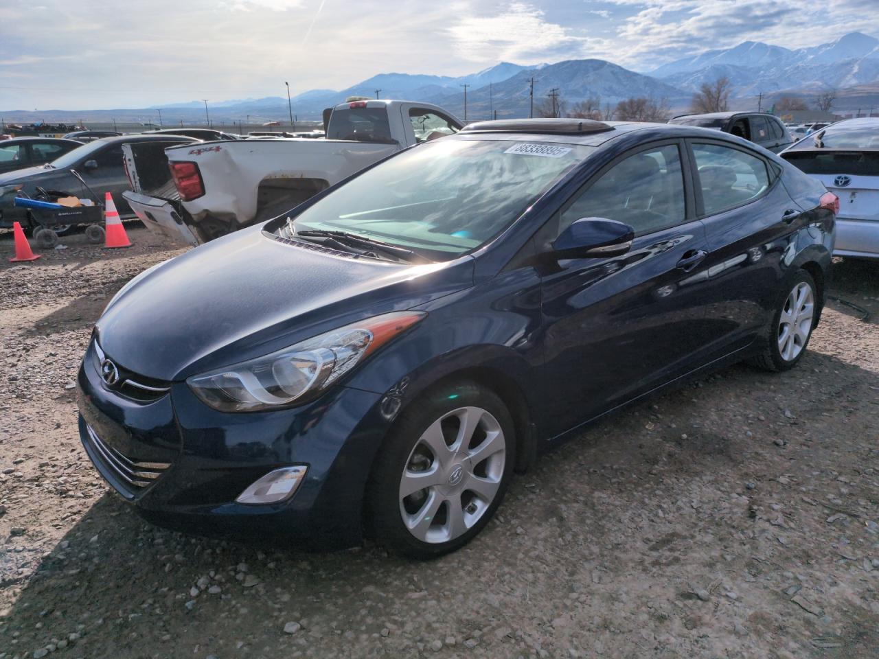 2013 HYUNDAI ELANTRA GL