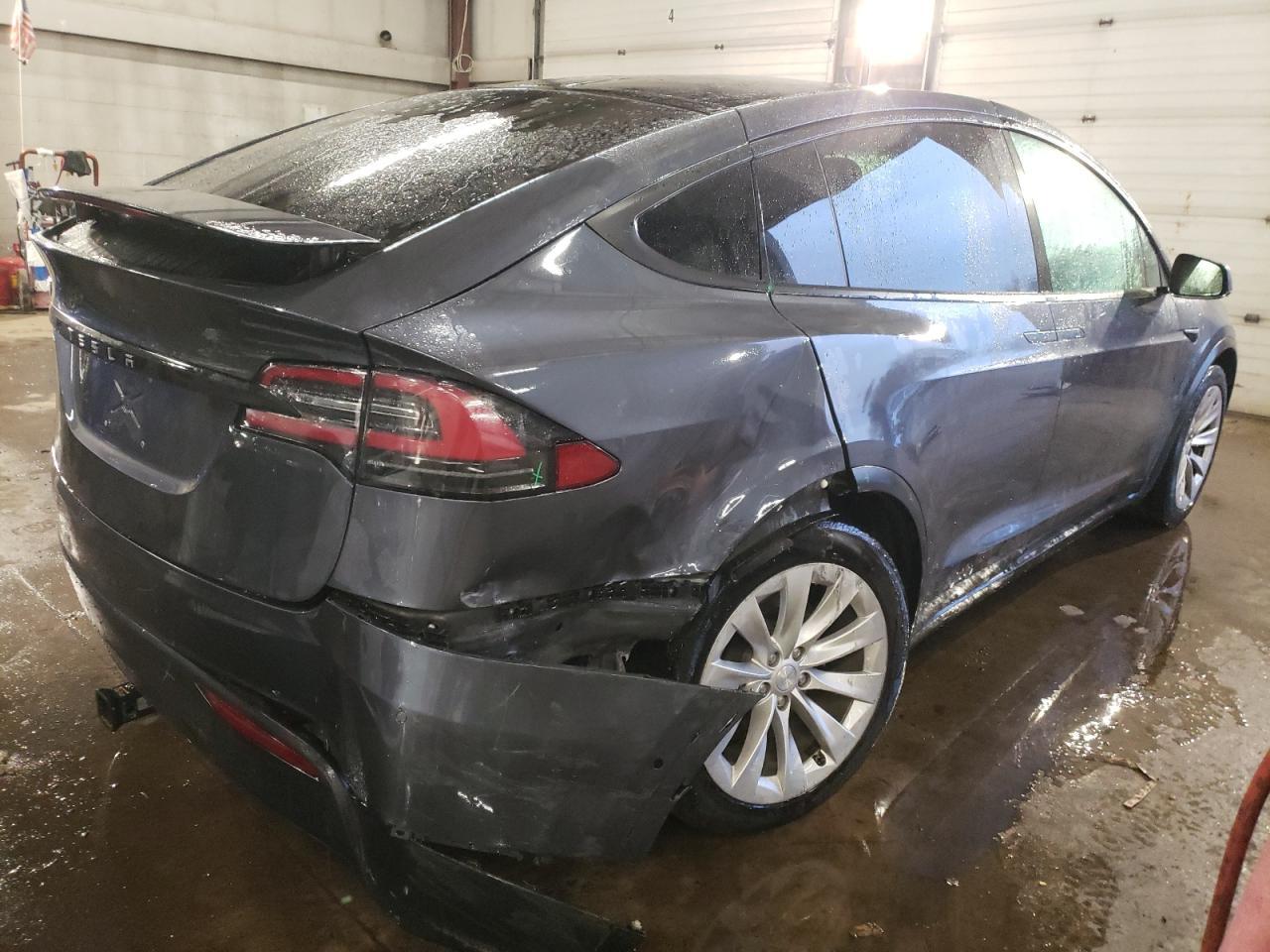 2018 TESLA MODEL X - Фото 3