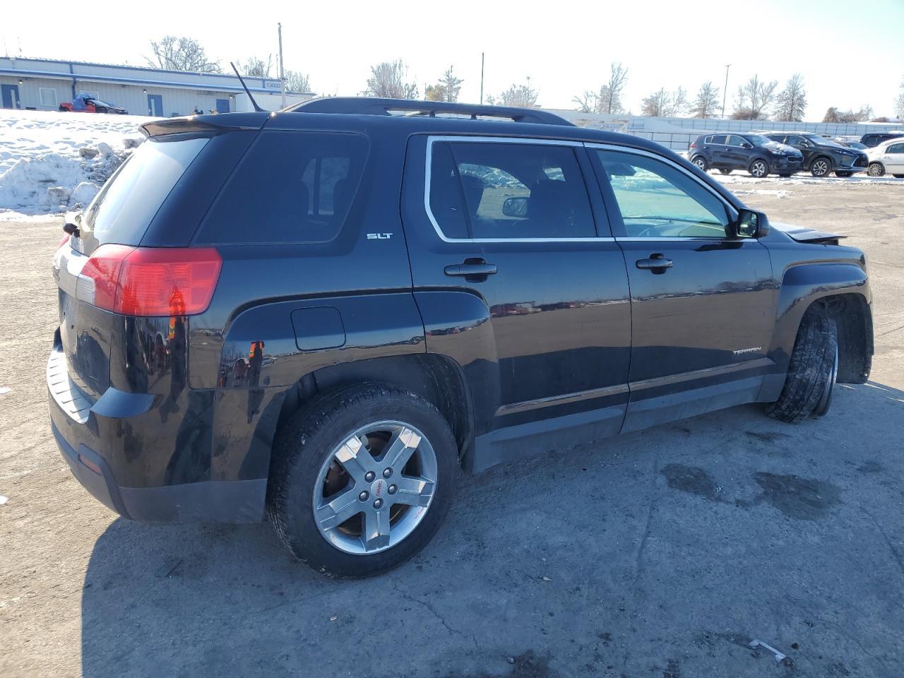2013 GMC TERRAIN SL - Image 3