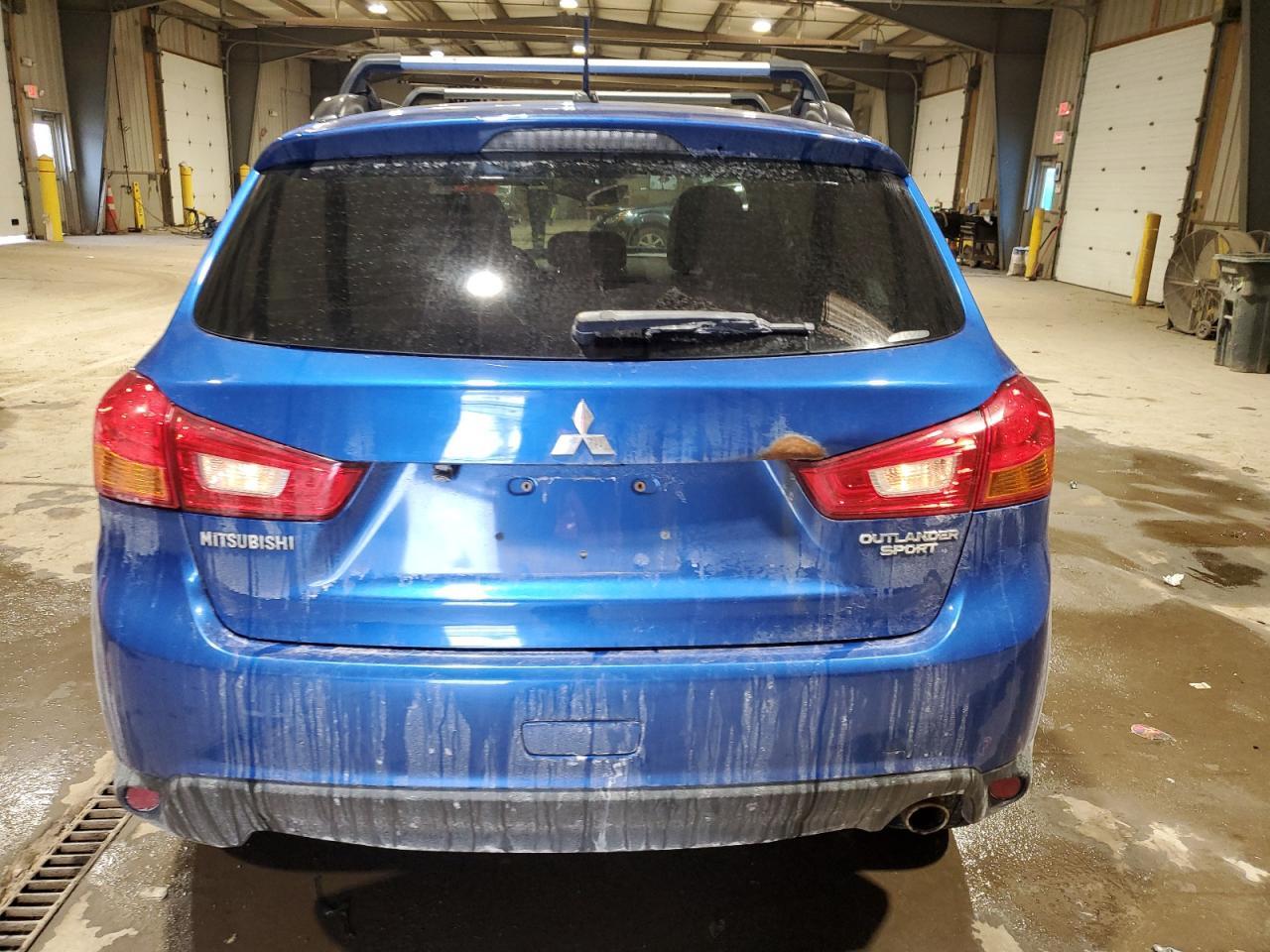 2015 MITSUBISHI OUTLANDER - Фото 6